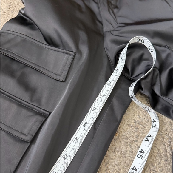 Zara women’s  silk top cropped Sz M Black cargo  Pants xs Set - Picture 6 of 13